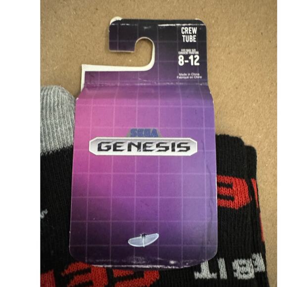 SEGA GENESIS Crew Socks NIP Red Black Fits Shoe Size 8 - 12 - Picture 4 of 4